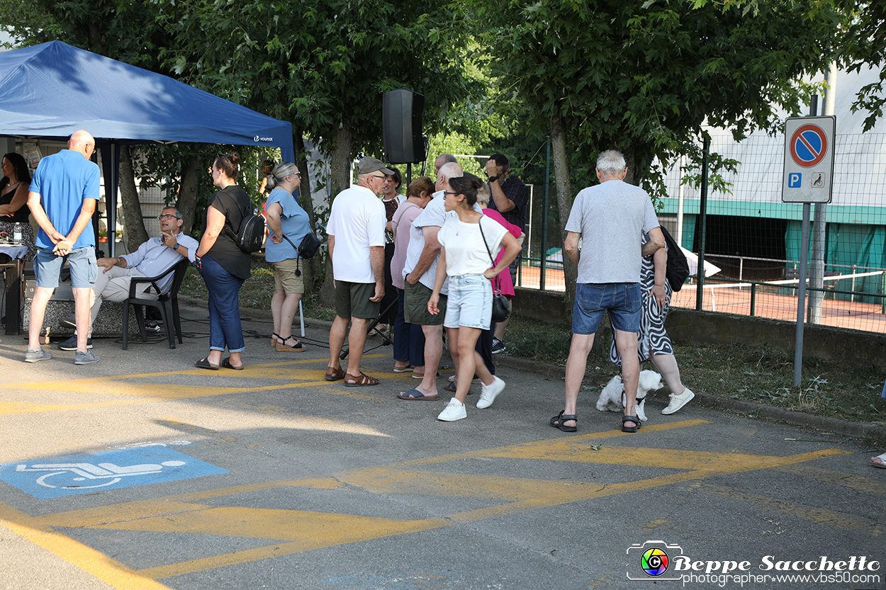 VBS_5337 - Inaugurazione Pizzeria 'Il crìscito'.jpg